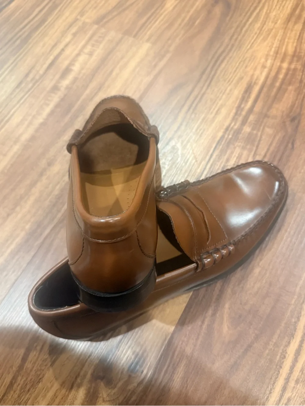 Classic Mens Size 10 D Honey Brown Larson Penny Loafers GH Bass Weejuns